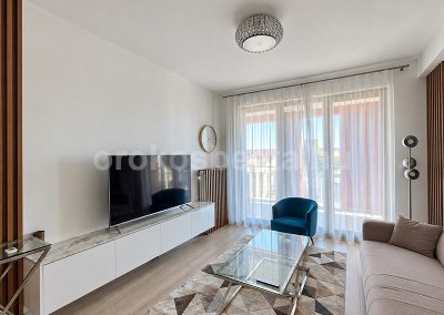 Kiadó lakás Lőportár utca – nappali és hatalmas erkély